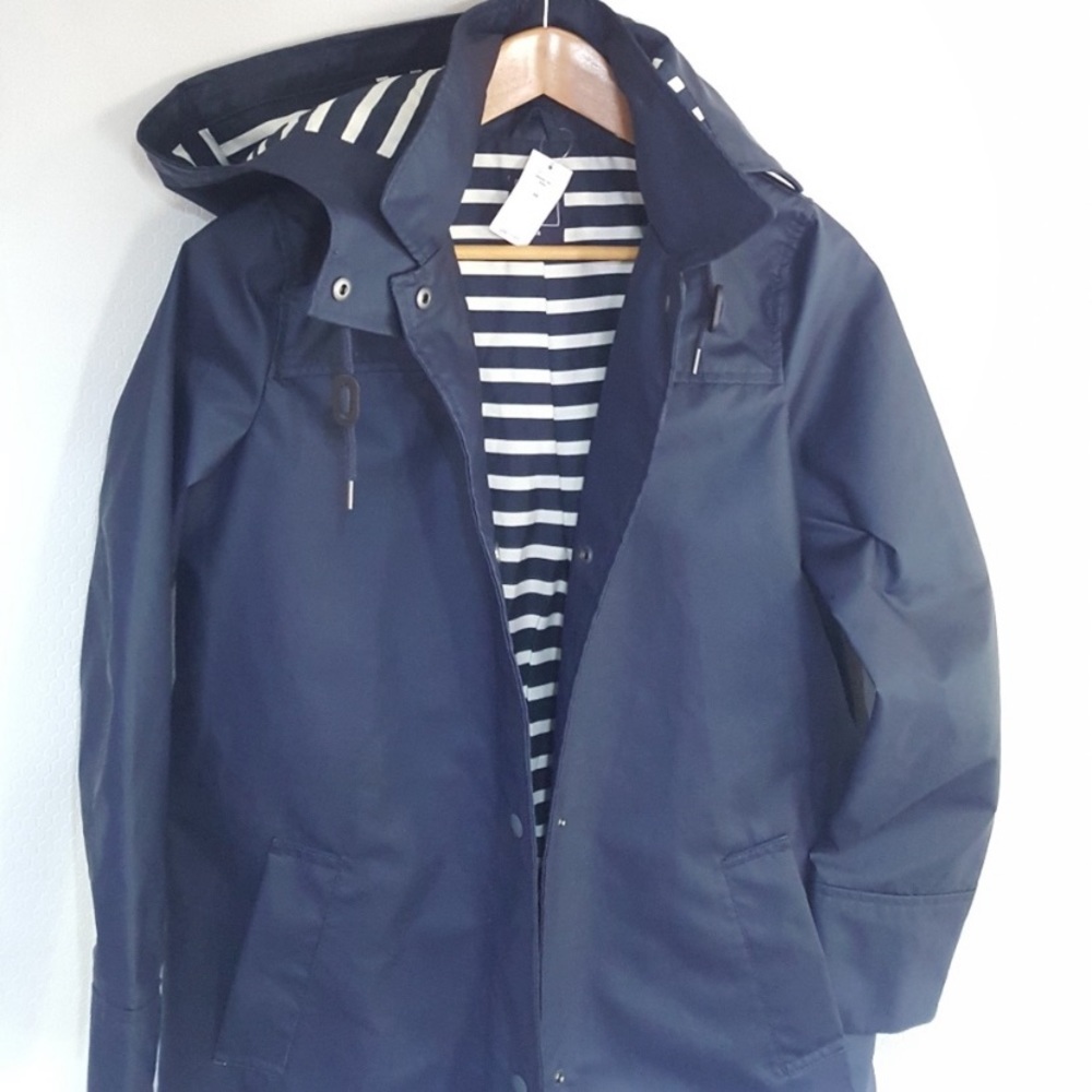 GAP Raincoat jacket slicker size XS